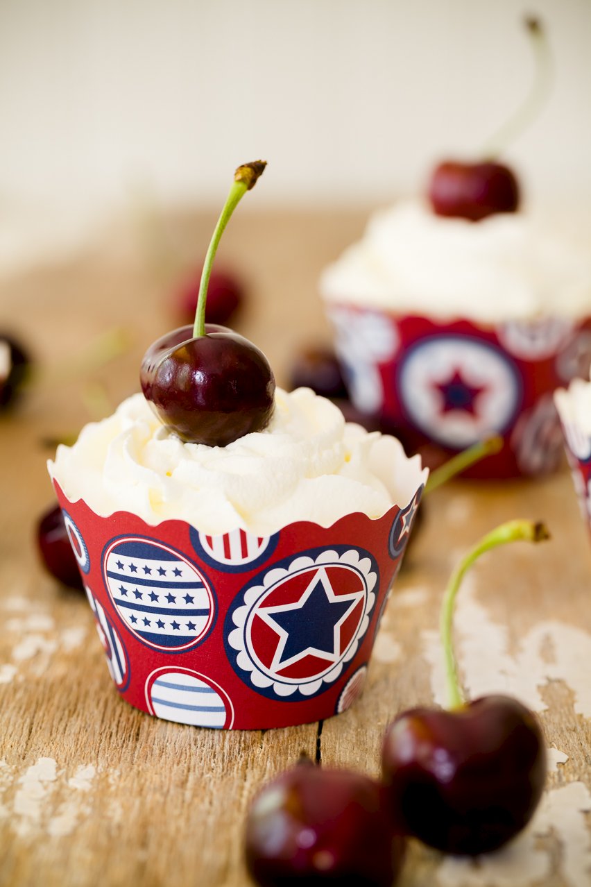 Cherry Cobbler Cupcakes for July 4th | Cupcake Project