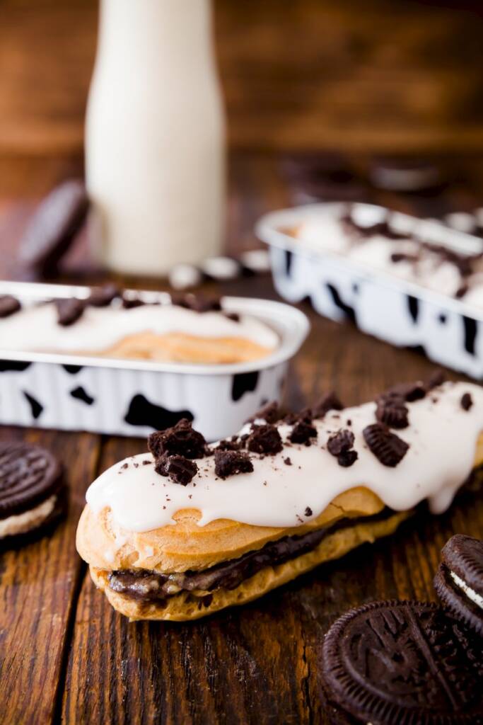 Cookies and Cream Éclairs | Cupcake Project